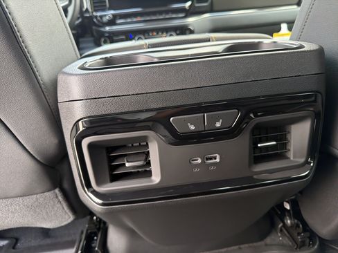 New 2026 Chevrolet Silverado 2500 ZR2 w/ LPO, Dark Essentials Package AWD/4WD image 22