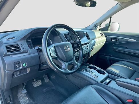 Used 2021 Honda Pilot Special Edition image 9