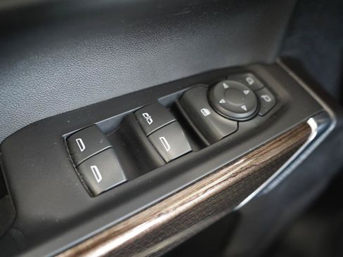 Used 2022 Chevrolet Silverado 1500 RST AWD/4WD image 26