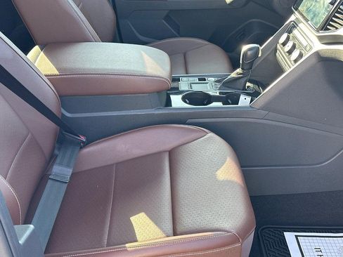 Used 2022 Volkswagen Atlas SE image 16