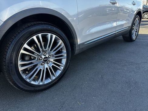 Used 2017 Lincoln MKX Reserve w/ Lincoln MKX Climate Package image 12