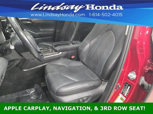 Used 2021 Toyota Highlander Platinum image 11