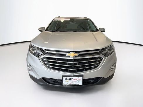 Used 2020 Chevrolet Equinox Premier image 2