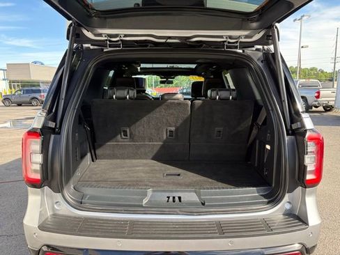 Used 2023 Ford Expedition Limited AWD/4WD image 46