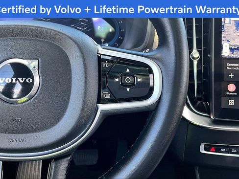 Certified 2025 Volvo XC90 B5 Plus image 27