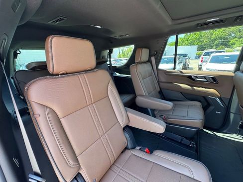 New 2026 Chevrolet Tahoe High Country RWD image 26