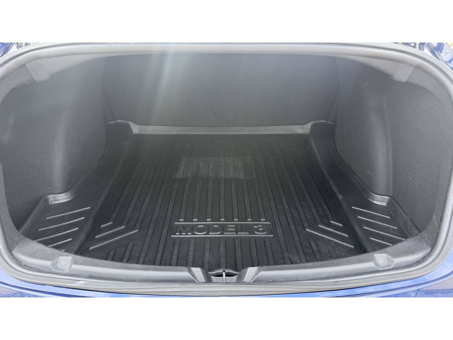 Used 2019 Tesla Model 3 Standard Range RWD image 11