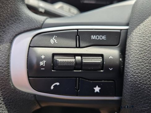 Certified 2025 Kia K5 LXS FWD image 27