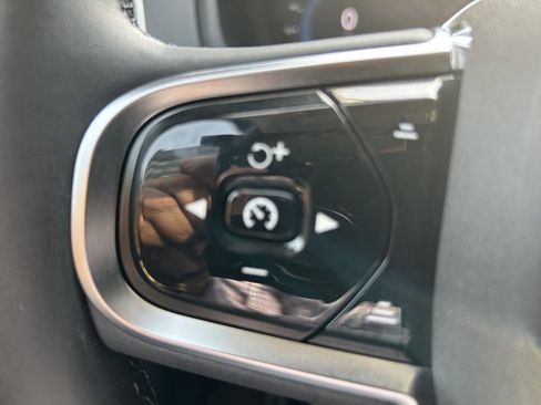 Certified 2024 Volvo XC90 B5 Plus image 30