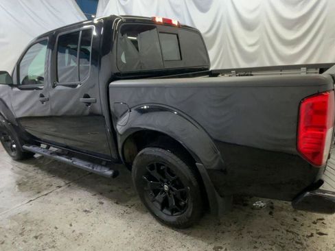 Used 2018 Nissan Frontier SV w/ Value Truck Package image 6