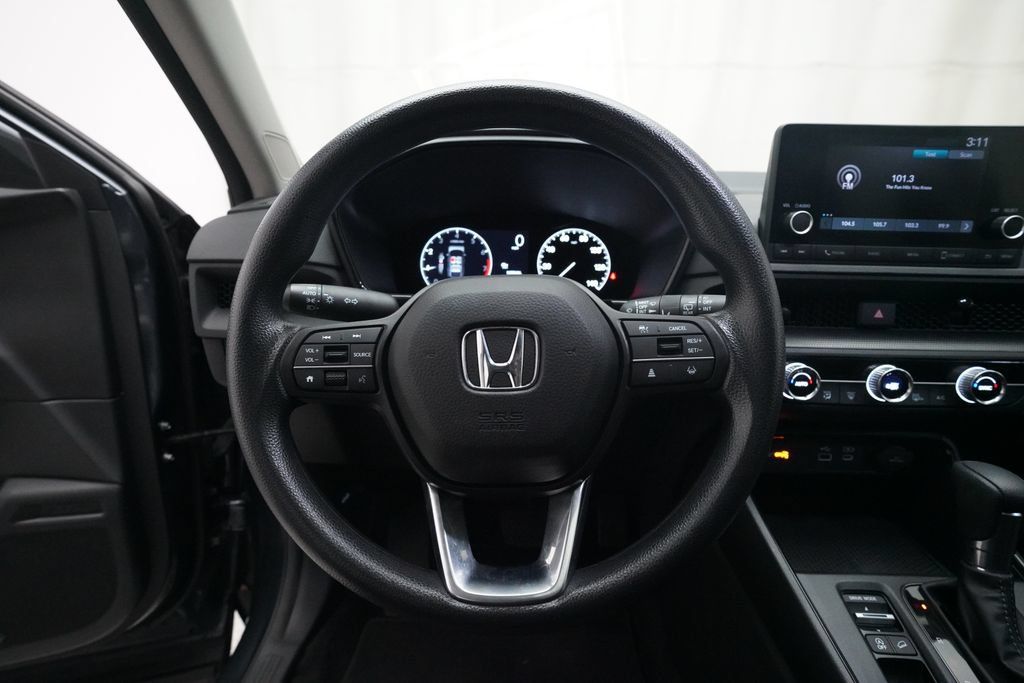 Used 2024 Honda CR-V EX image 4