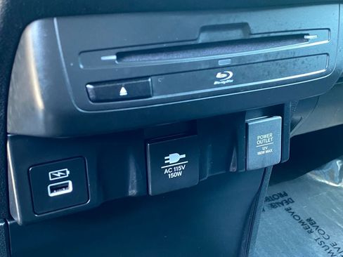 Used 2023 Honda Odyssey Touring image 22