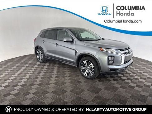 Used 2024 Mitsubishi Outlander Sport SE image 1