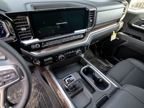 New 2026 Chevrolet Silverado 1500 RST w/ Redline Edition AWD/4WD image 20