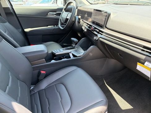 New 2026 Kia Sportage SX FWD image 22