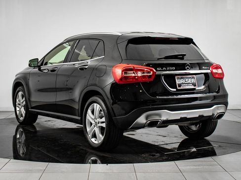 Used 2019 Mercedes-Benz GLA 250 4MATIC image 11