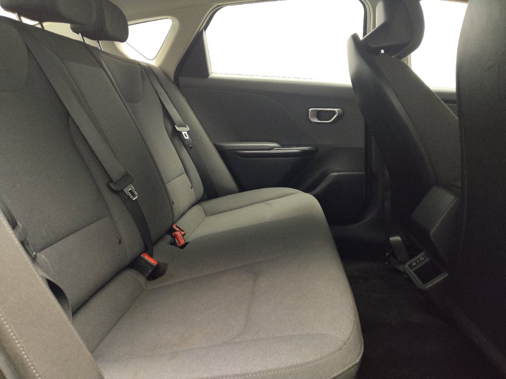 Used 2025 Kia K4 FWD image 19