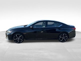 Used 2024 Nissan Altima 2.5 SR video 2