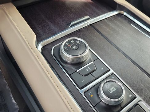 Used 2023 Ford Expedition Max Platinum image 24