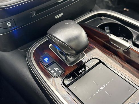 Used 2018 Lexus LS 500 w/ Interior Upgrade Package RWD image 26