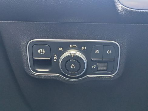 Certified 2024 Mercedes-Benz GLB 250 4MATIC image 27