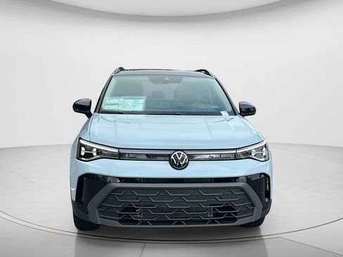 New 2026 Volkswagen Taos SE FWD image 8