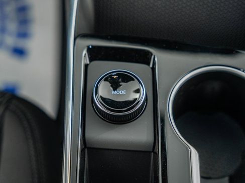 New 2026 Chevrolet Equinox LT w/ Safety and Technology Package image 24