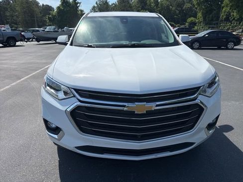 Used 2021 Chevrolet Traverse Premier image 8