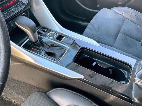 Used 2023 Mitsubishi Eclipse Cross SE image 13