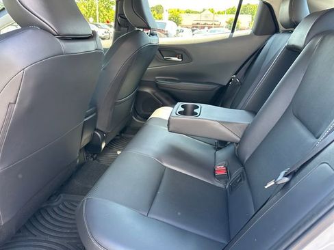 Used 2025 Toyota Prius XLE FWD image 12