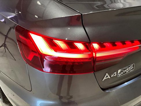 Used 2022 Audi A4 2.0T Premium Plus AWD/4WD image 23