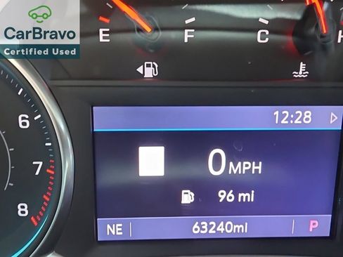 Used 2020 Chevrolet Traverse Premier w/ LPO, Blackout Package AWD/4WD image 18