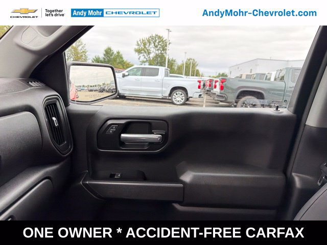 Used 2019 Chevrolet Silverado 1500 Custom w/ Custom Value Package RWD image 11