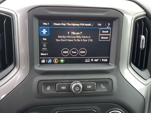 Used 2023 Chevrolet Silverado 1500 Custom image 21