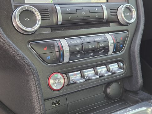 Used 2020 Ford Mustang GT Premium w/ Equipment Group 401A image 26