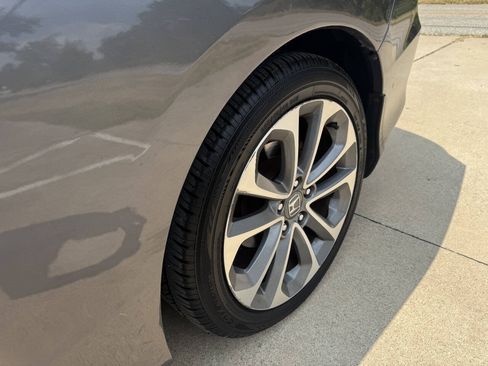 Used 2015 Honda Accord EX-L image 25