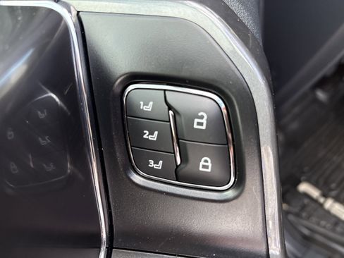 Used 2022 Ford F150 Lariat w/ Equipment Group 502A High image 12