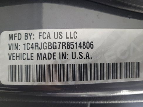 Used 2024 Jeep Grand Cherokee Limited w/ Luxury Tech Group II RWD image 33