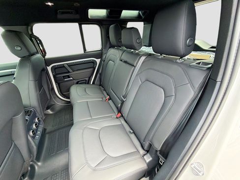 New 2026 Land Rover Defender 110 S AWD/4WD image 19