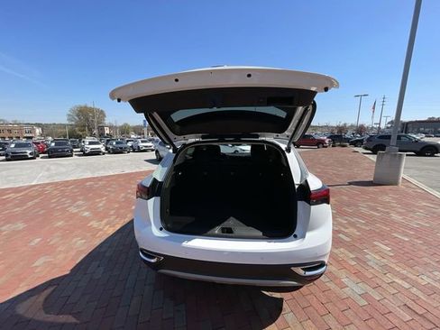 Used 2022 Buick Envision Preferred image 32