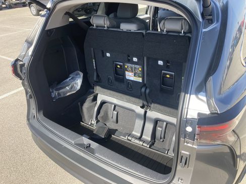 Certified 2026 Toyota Sienna XLE image 22