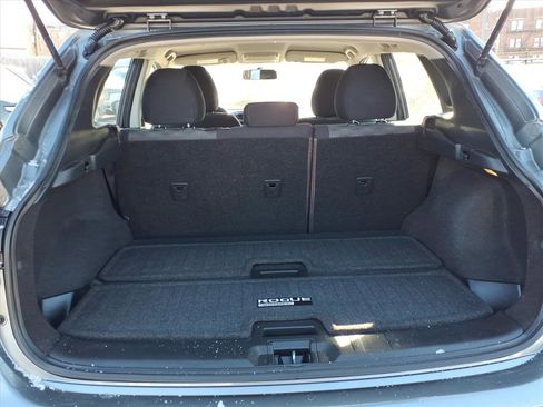 Used 2018 Nissan Rogue Sport SV w/ SV All-Weather Package image 12