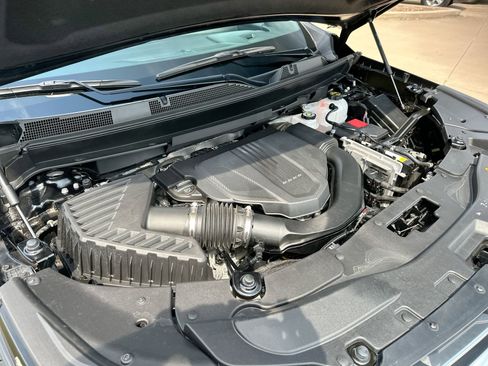 Used 2025 Chevrolet Traverse LT image 26