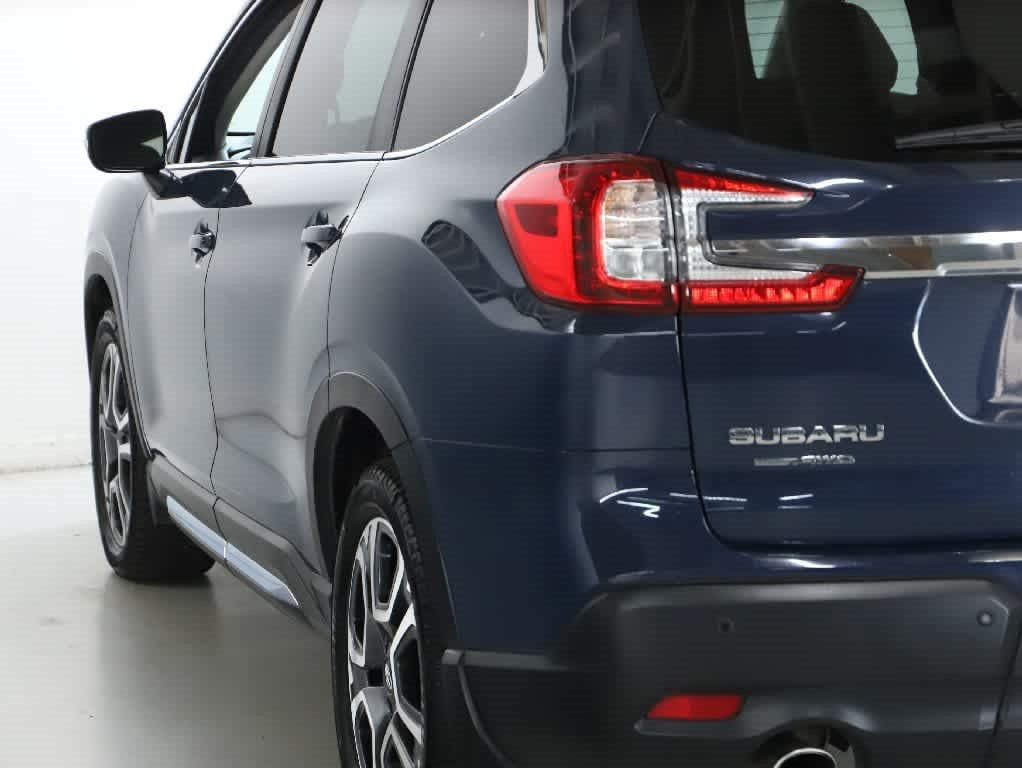Used 2023 Subaru Ascent Limited AWD/4WD image 40