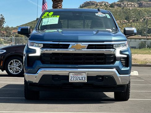 Used 2024 Chevrolet Silverado 1500 LT w/ Convenience Package II image 9