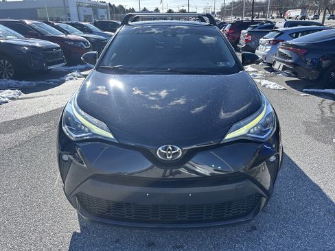 Used 2021 Toyota C-HR Limited image 2