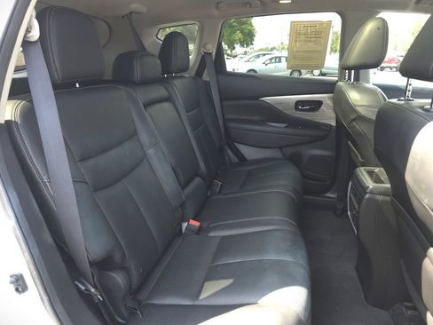 Used 2018 Nissan Murano Platinum AWD/4WD image 16
