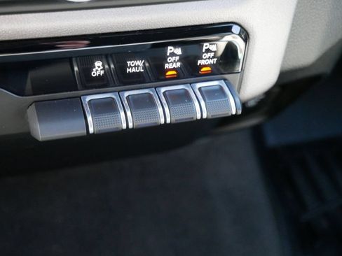 Used 2021 RAM 1500 Big Horn AWD/4WD image 27