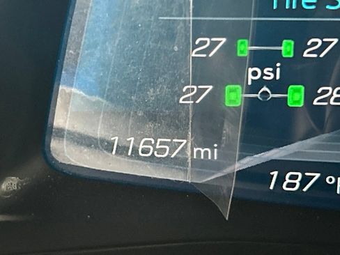 Used 2025 Chevrolet Corvette Z06 RWD image 41