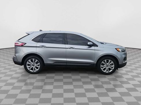 Used 2022 Ford Edge Titanium AWD/4WD image 9